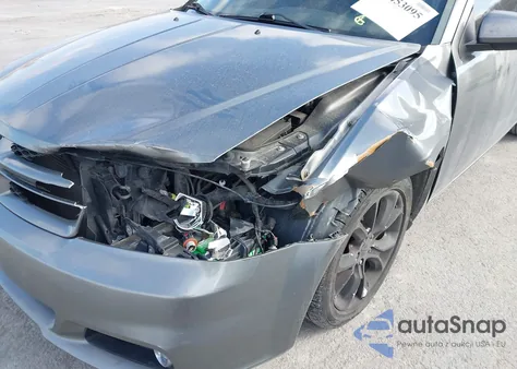 2013 Dodge Avenger R/T z USA, uszkodzony, nr VIN 1C3CDZBG0DN684268